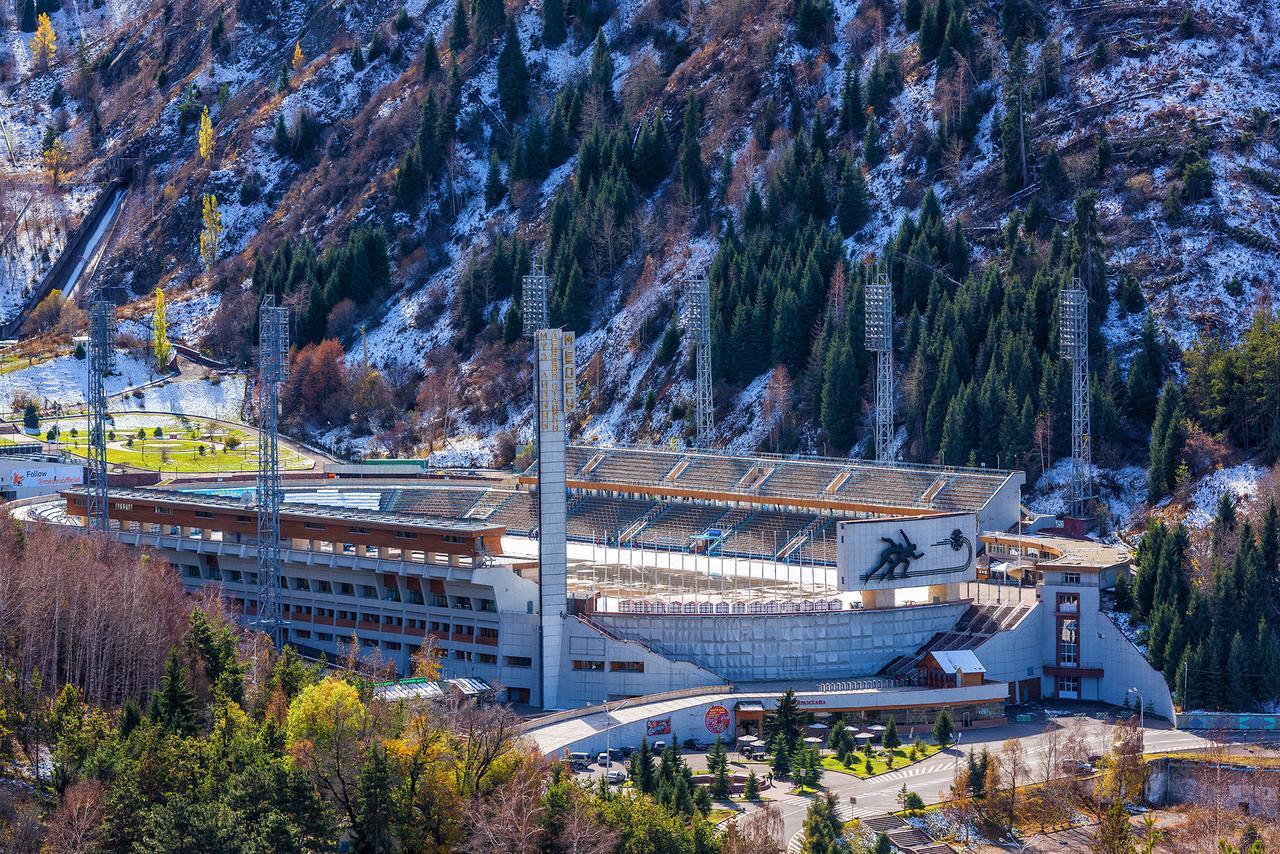 Medeu Hotel Almaty Besqaynar Exteriör bild